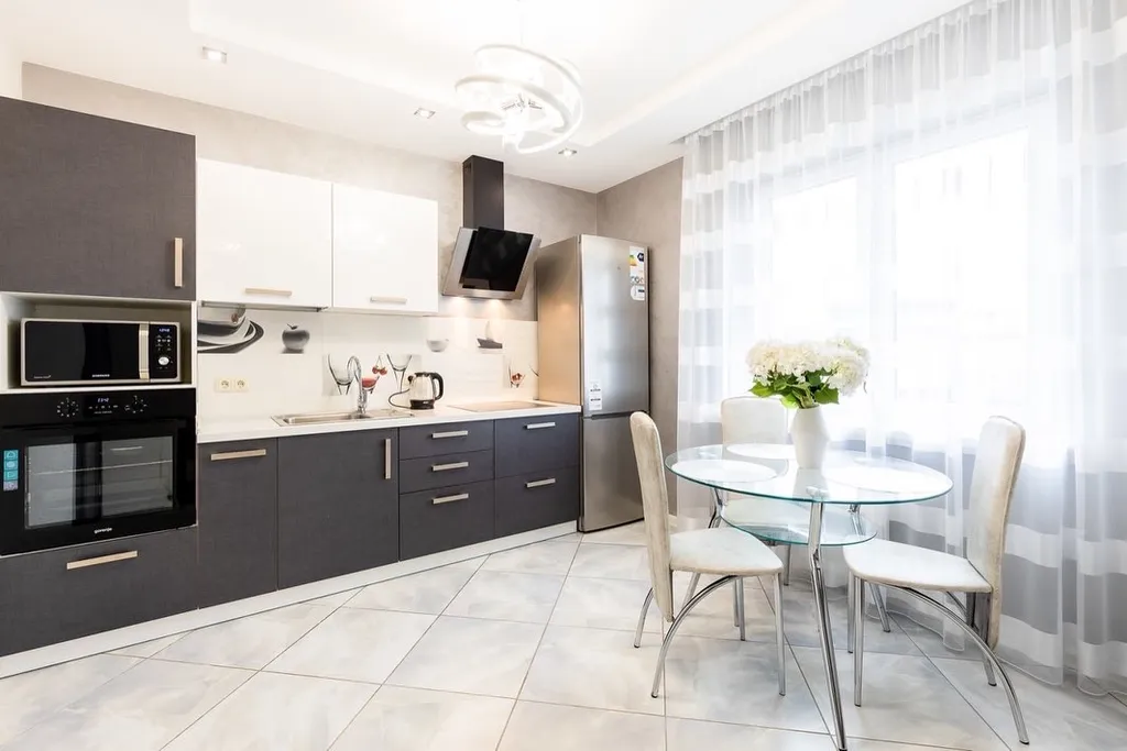 Современные апартаменты в новом доме в центре города