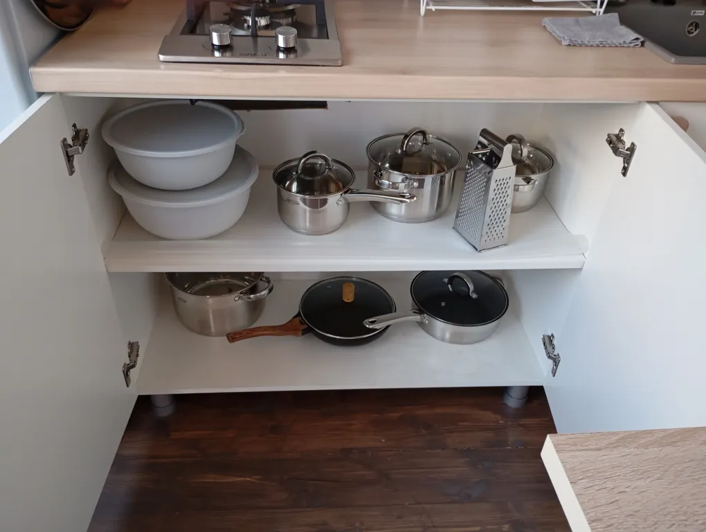 Отдельный двухкомнатный домик с кухней