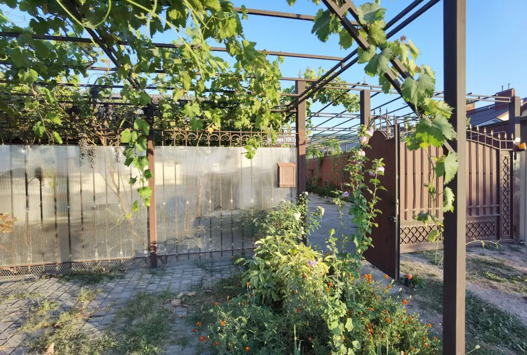 Уютная комната недалёко от моря, удобства в номере