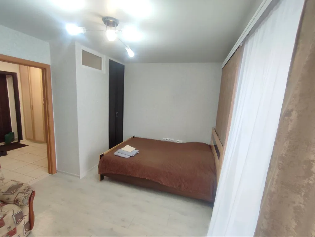 Комфортная квартира в Ленинском районе — аренда посуточно в Омск