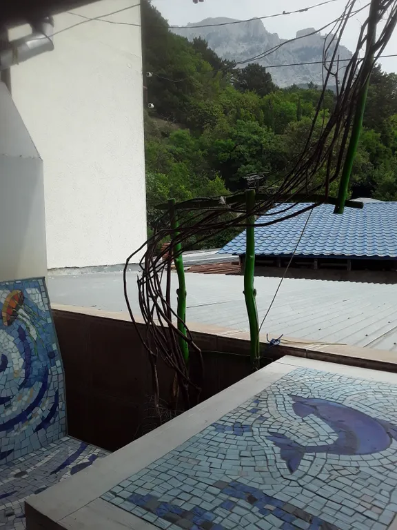 Уютная квартира с видом на море и горы Ай-Петри