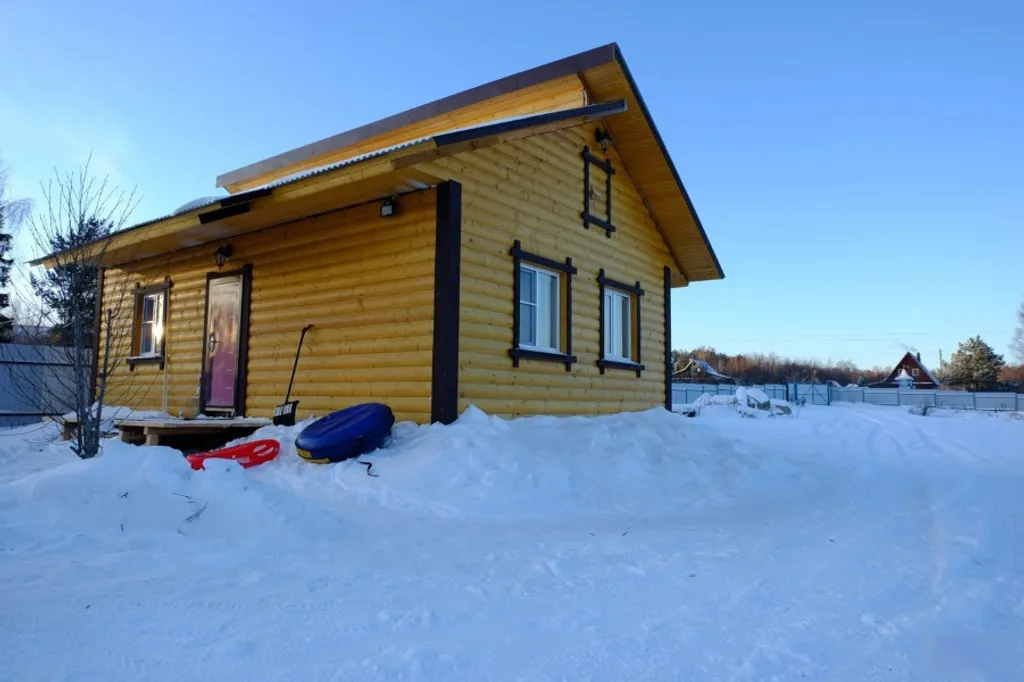Коттедж Уютный дом с камином, баней на дровах и чаном в лесу на берегу реки — Старово