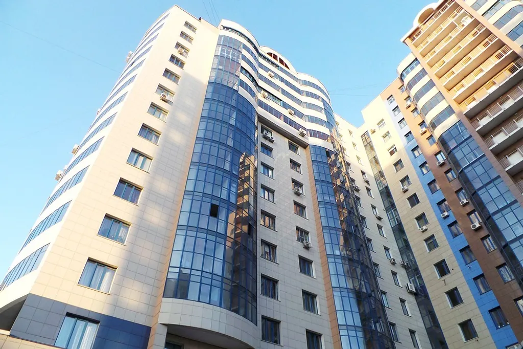 Элитная в центре, метро площадь Ленина, рядом аква-парк, зоопарк, тц аура, парк