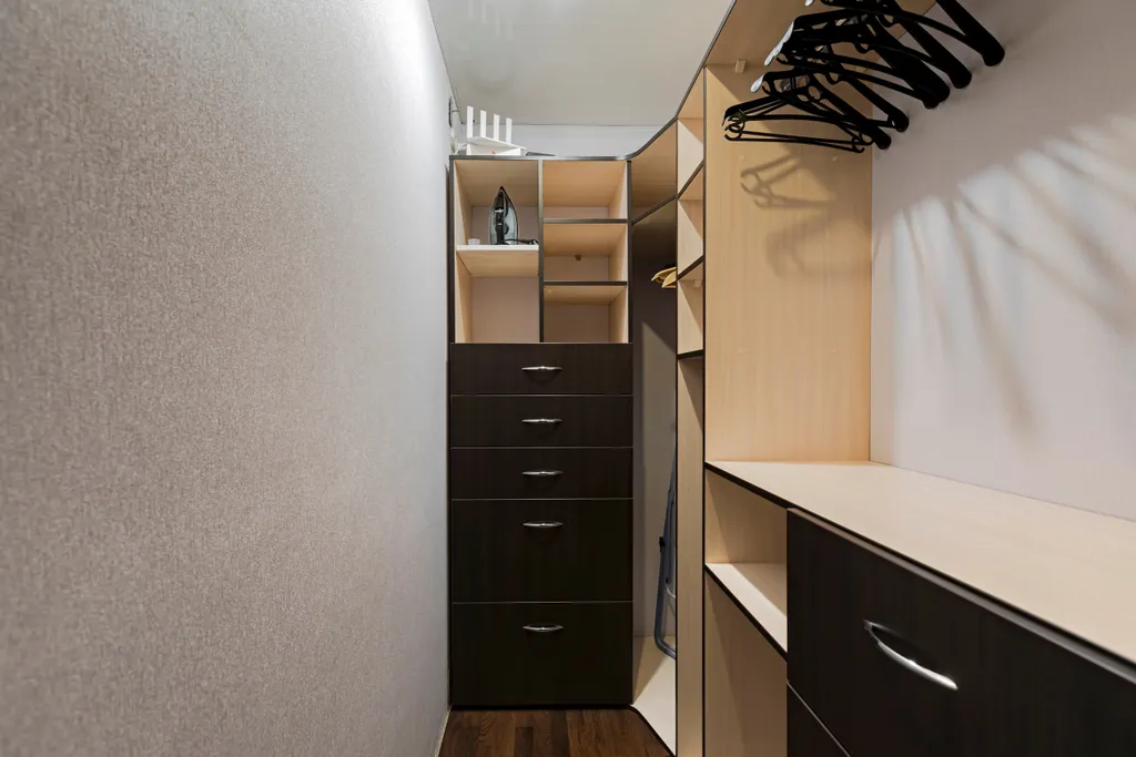 Современная уютная квартира с балконом рядом с метро и ТЦ