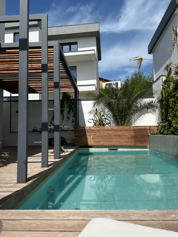 Дом с видом на море