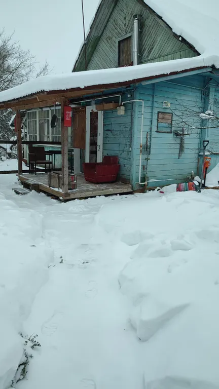 Часть дома с участком в центре города