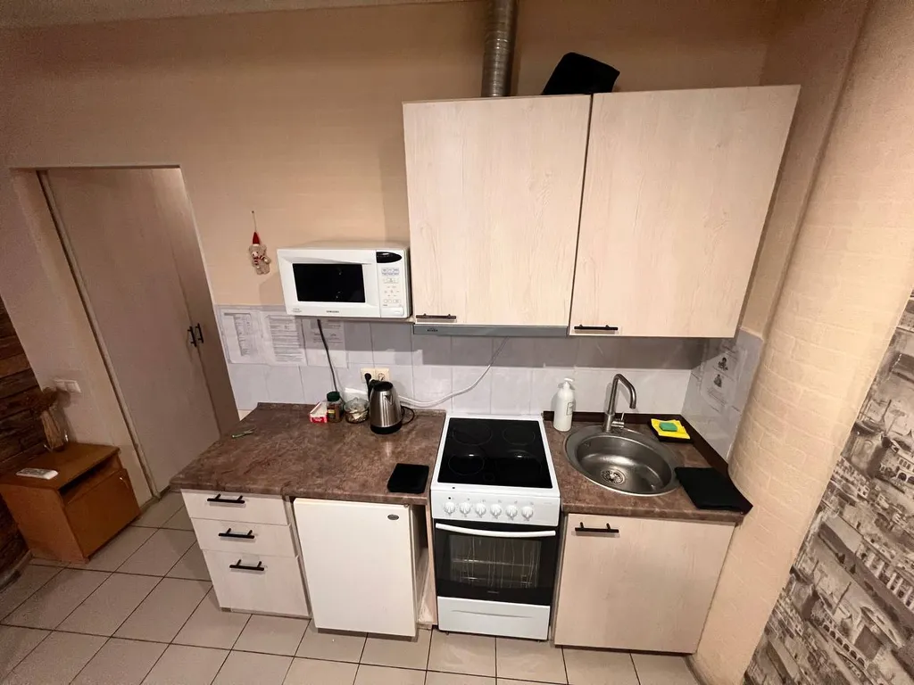 Квартира Студия центр уютная светлая, ТЦ Вояж, парковка, кафе, аквапарк, источник — Тюмень