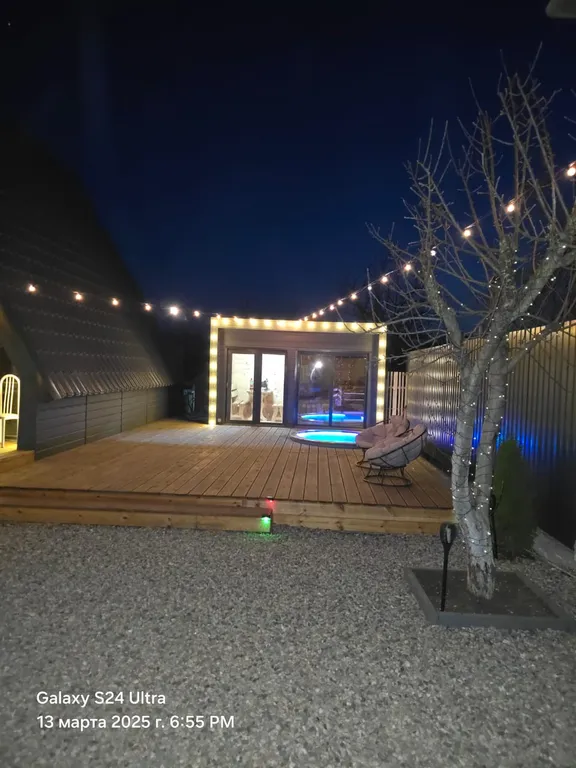 Дом А-фрейм из дерева с баней и джакузи