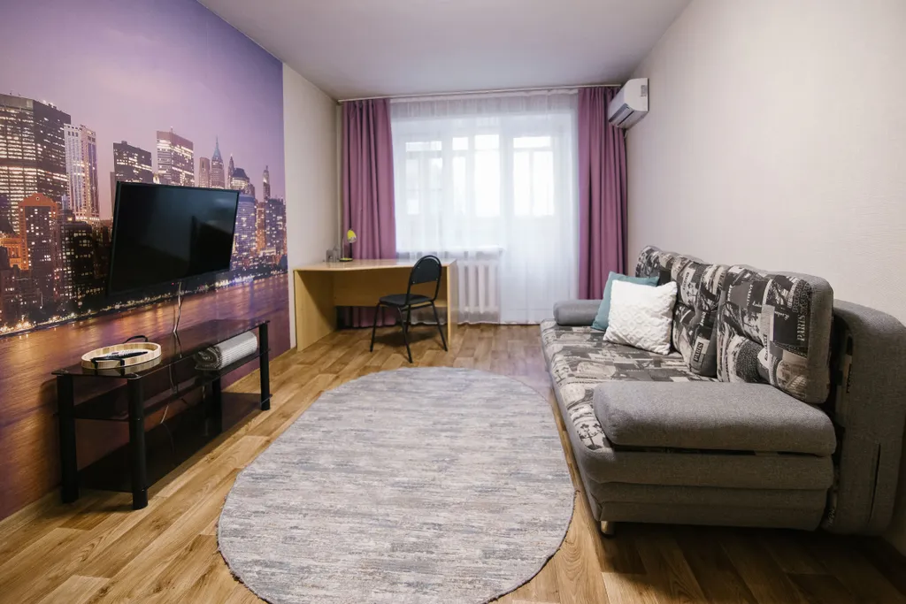 Квартира рядом с Платинум Ареной