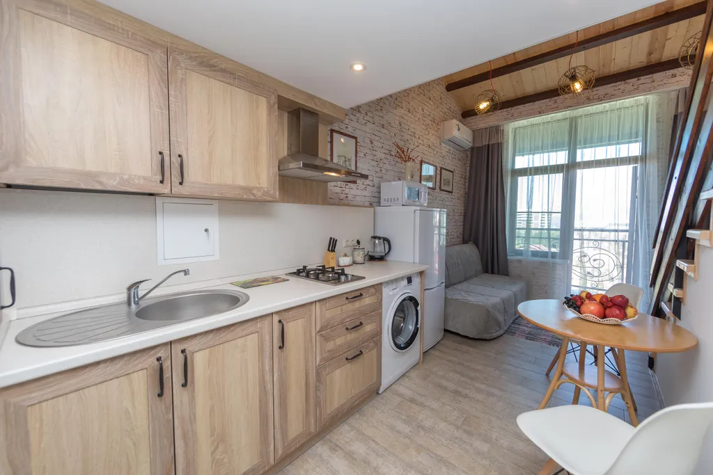 Двухуровневая стильная квартира у моря