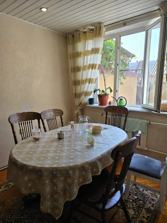 Дом с бассейном