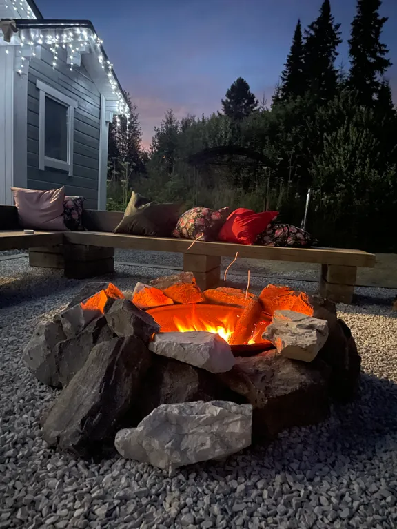 Гостевой дом Добрый Филин с большим летним бассейном и кондиционерами