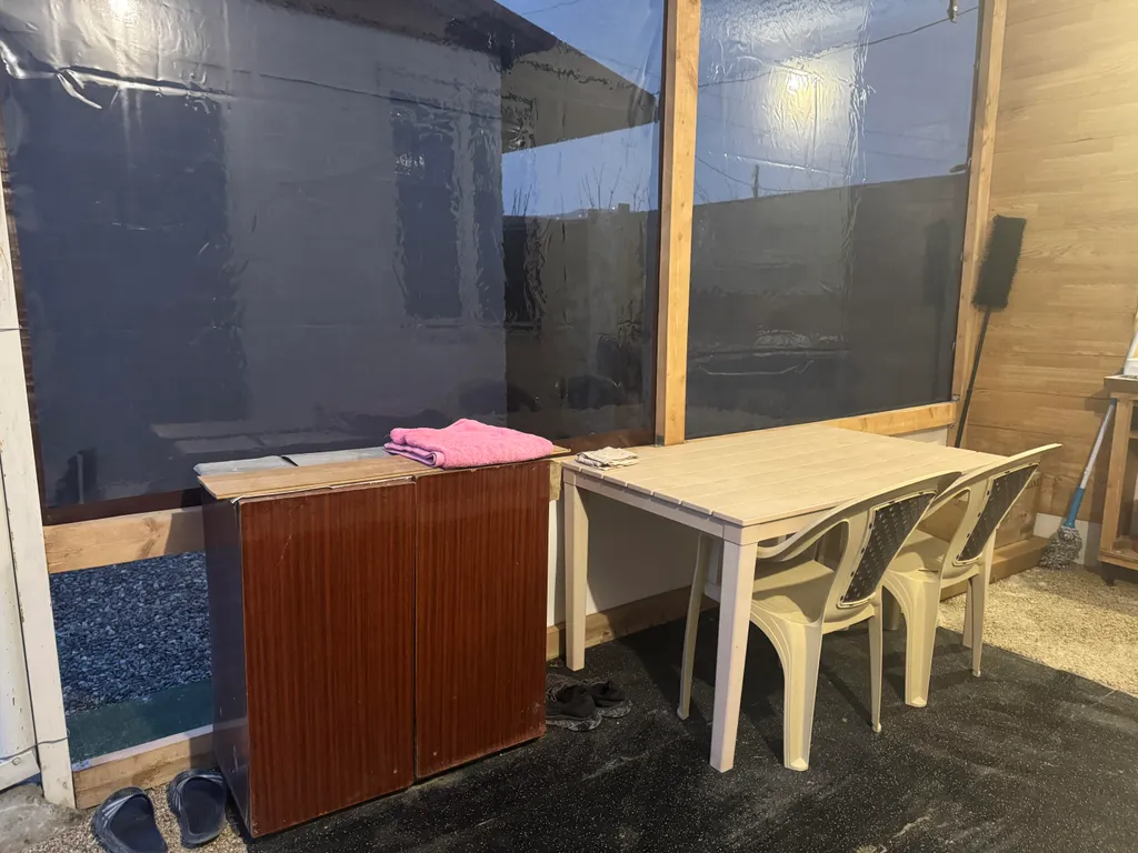 Дом с банный чаном и бассейном на берегу