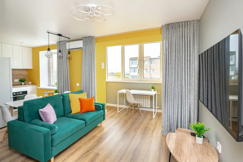 Яркая квартира — аренда посуточно в Владивосток