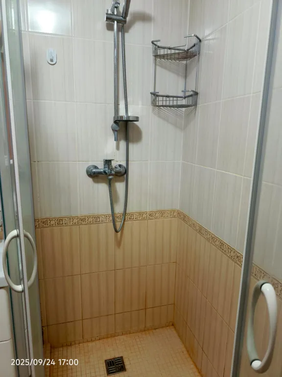 Светлая квартира с хорошим ремонтом в новом доме