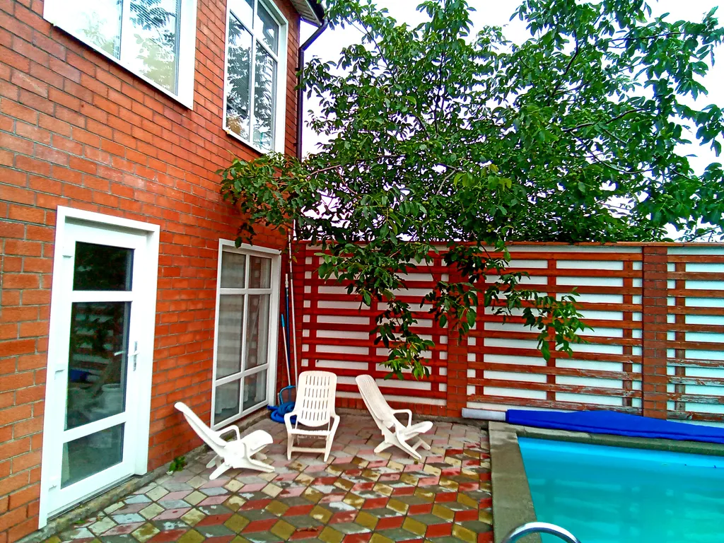 Коттедж Азовская русалочка — аренда посуточно в Должанская