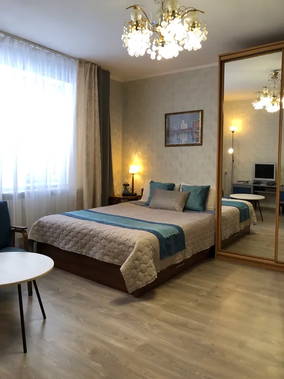 Рядом с Музеем янтаря и Верхним озером