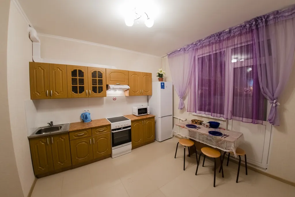 Двухкомнатная квартира рядом с СКК Оренбуржье