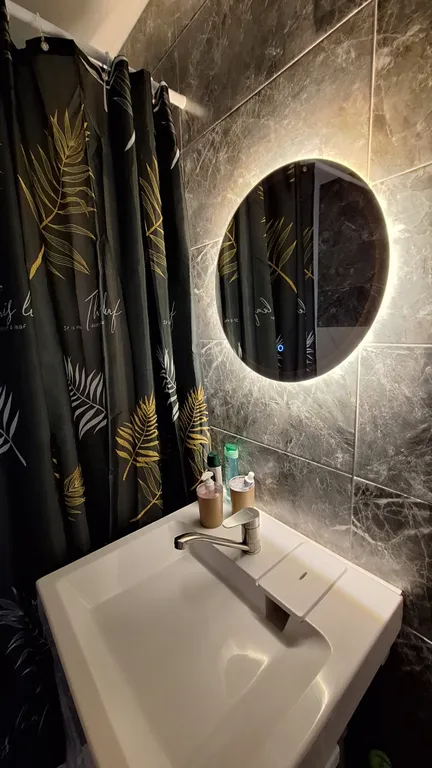 Студия с современным ремонтом