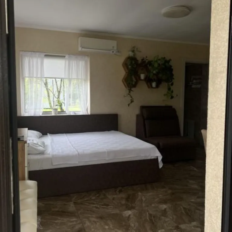 Коттедж Дом с новым ремонтом и видом на озеро — Лабинск