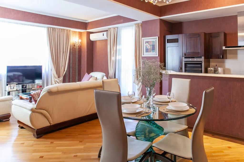 Просторная квартира в центре города около Мзиури парка