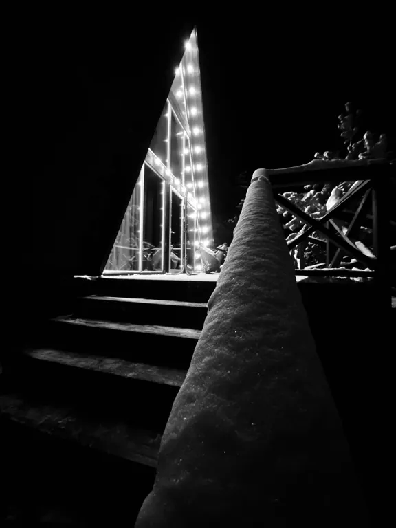 Романтический отдых в доме на границе с лесом