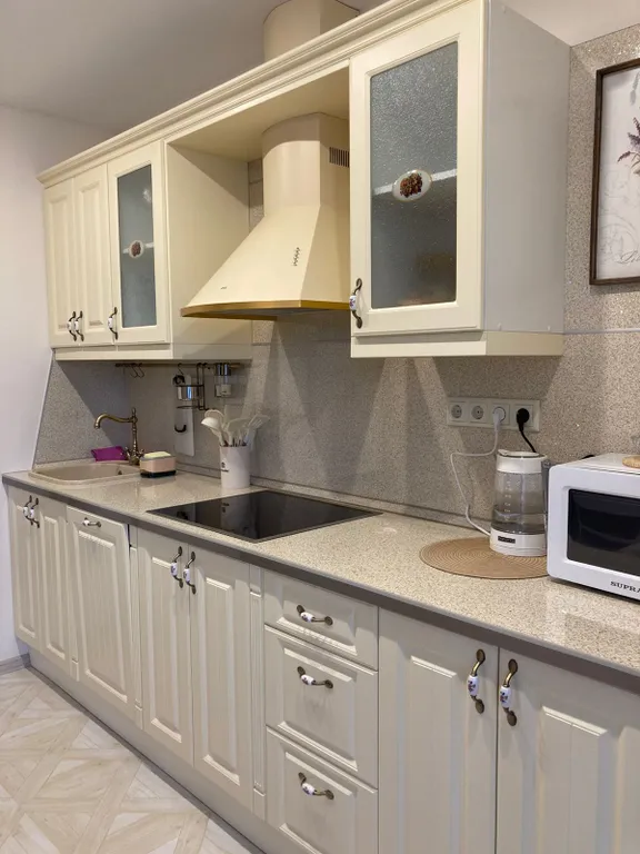 Студия у метро