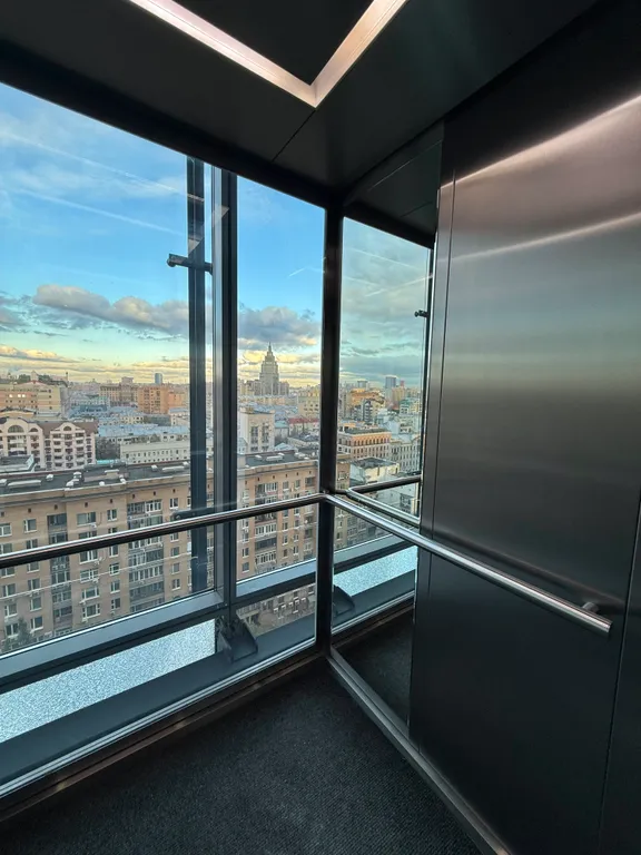 Новые апартаменты-студия на Тверской с потрясающий видом на центр Москвы