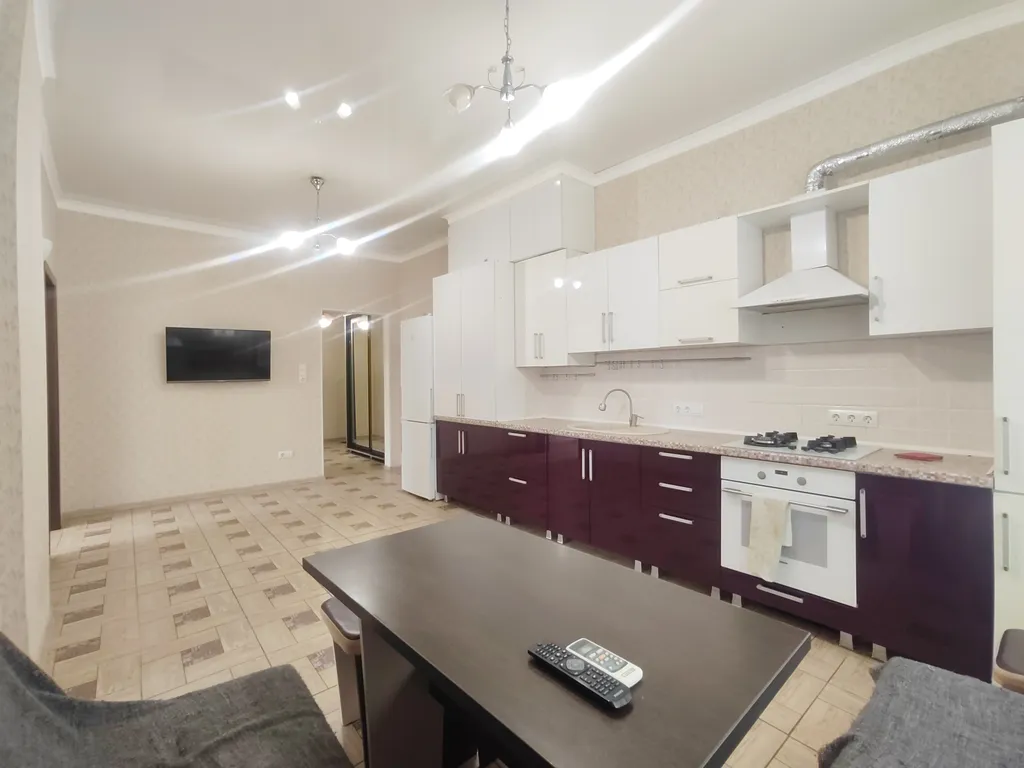 Квартира Жильё у моря. 2-комнатная квартира в центре — Геленджик