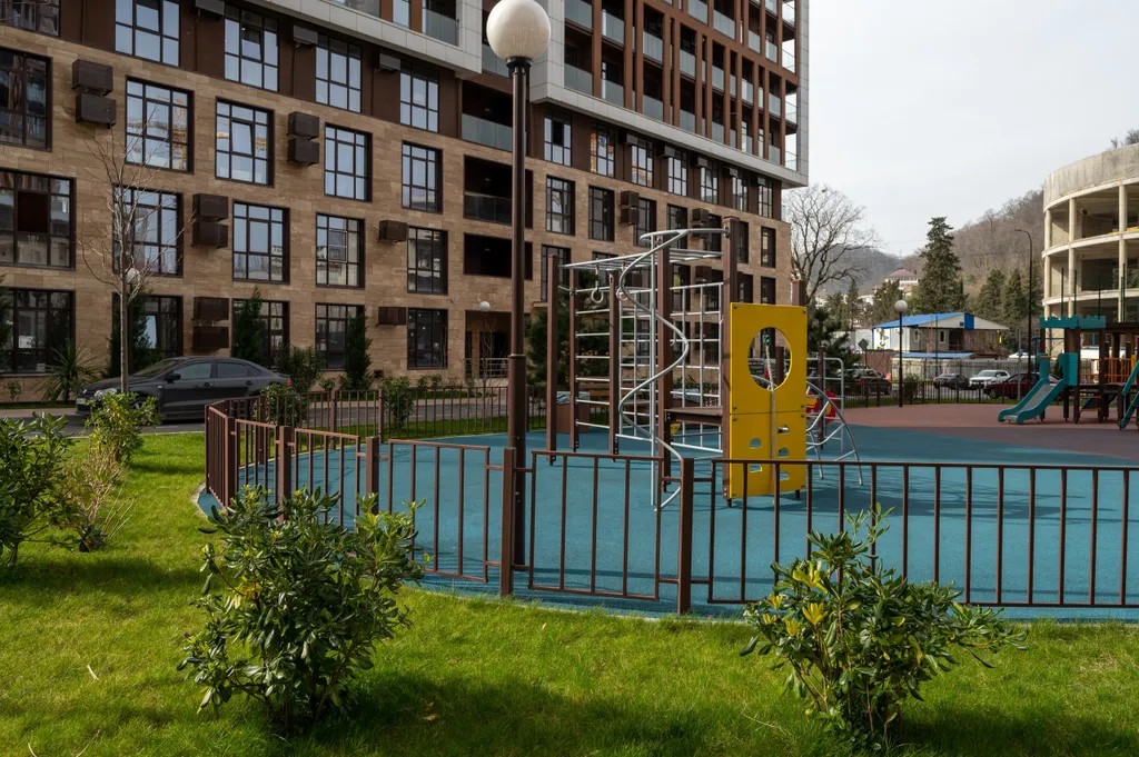 Стильная студия с видом на горы