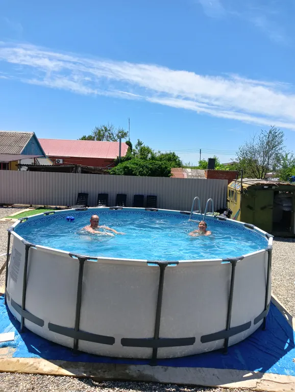 Коттедж Двухкомнатный домик — Кучугуры