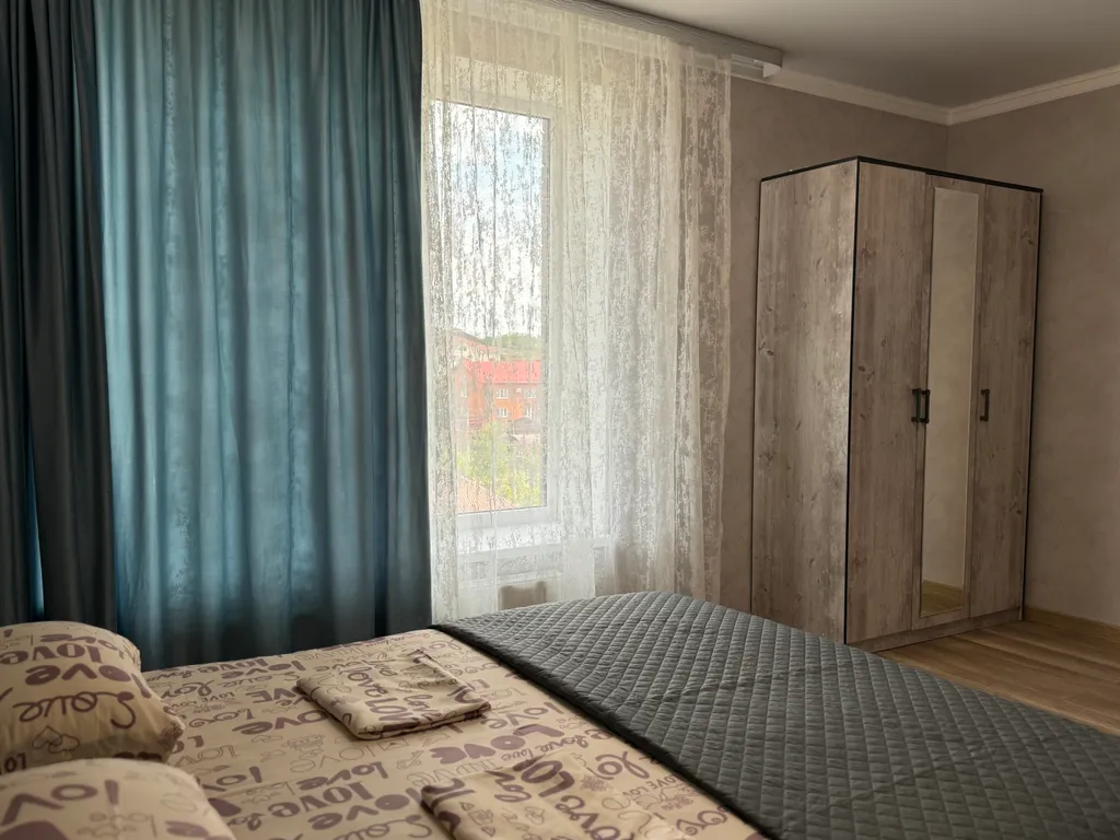 Квартира с прекрасным видом из окон, аэропорт в 5 минутах