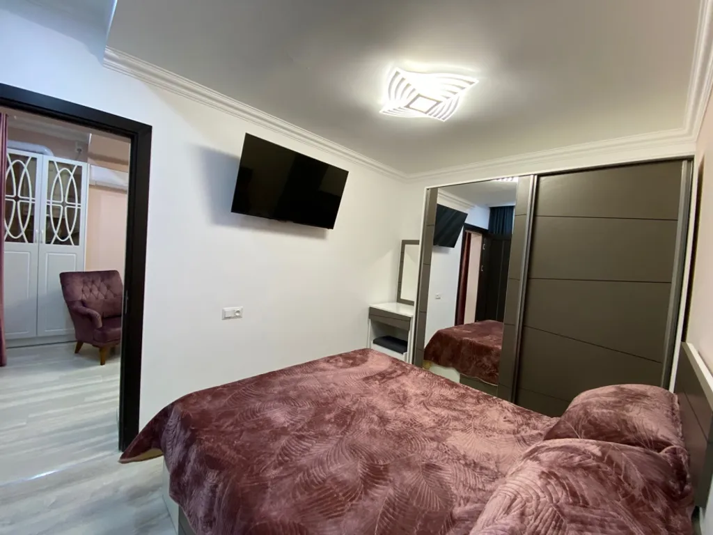 Уютная квартира с евроремонтом в центре города