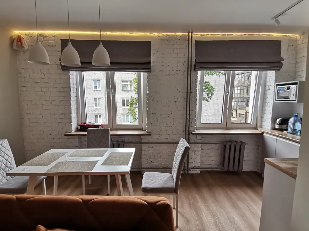 Квартира в центре в белом лофте