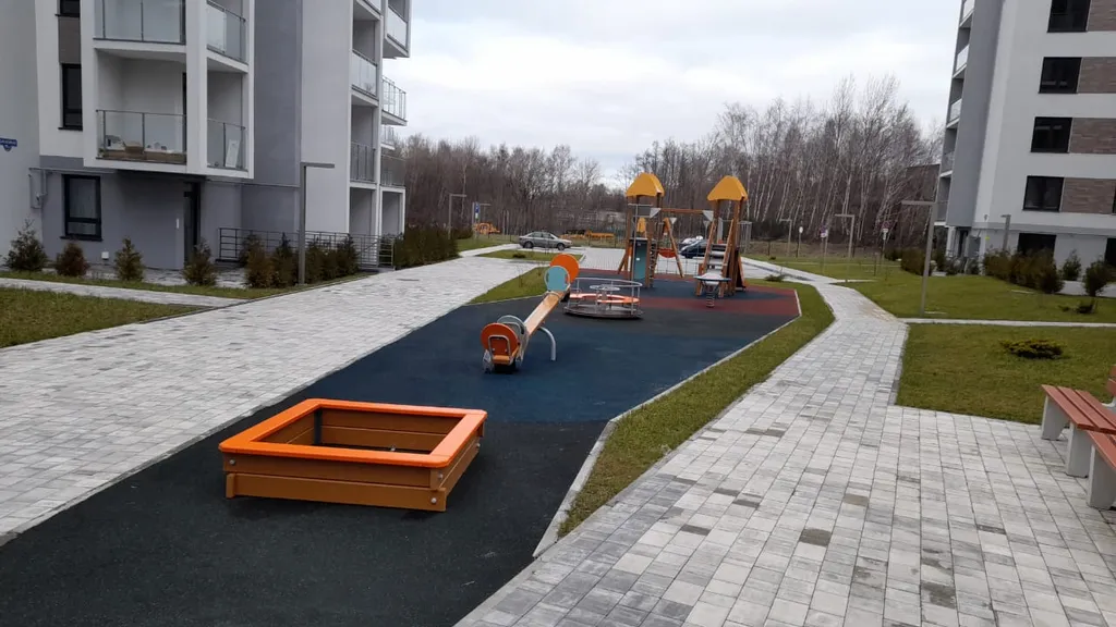 Просторная квартира в новом жилом комплексе с собственной террасой