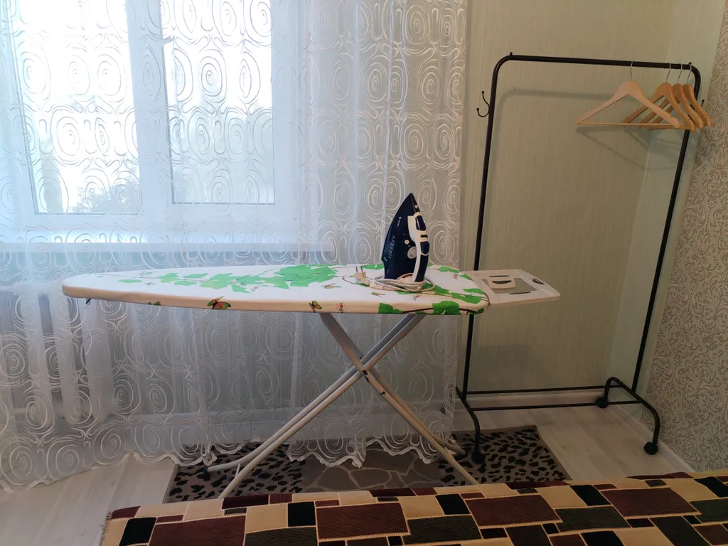 ТЦ Трио, Мега, Ледовый дворец