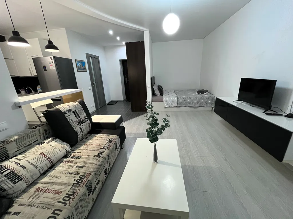 Квартира-студия рядом с Площадью Победы