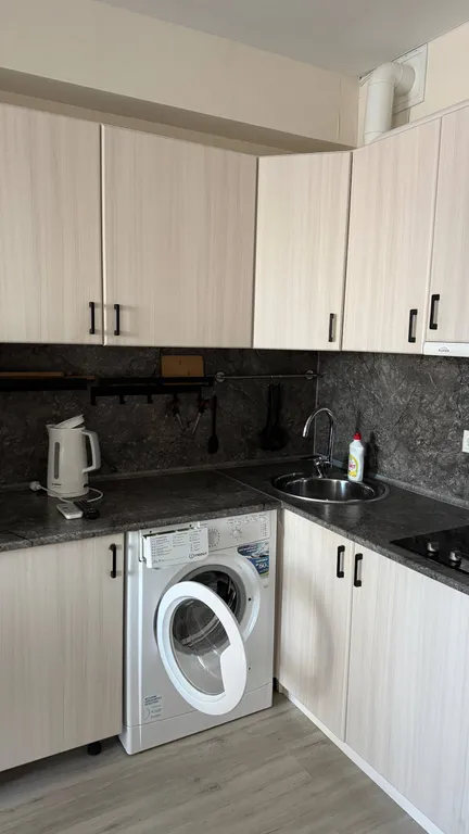 Студия Дом вдали от дома