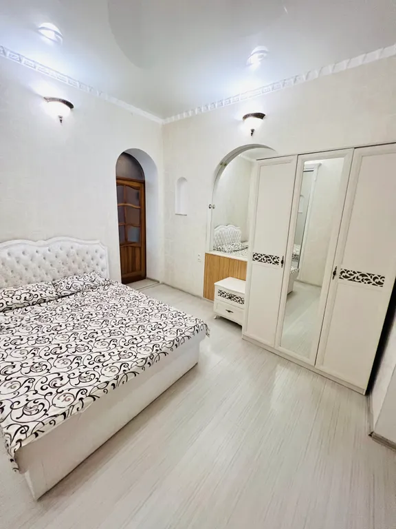 2-комнатные апартаменты в 100 метрах от лучшего пляжа Ялты