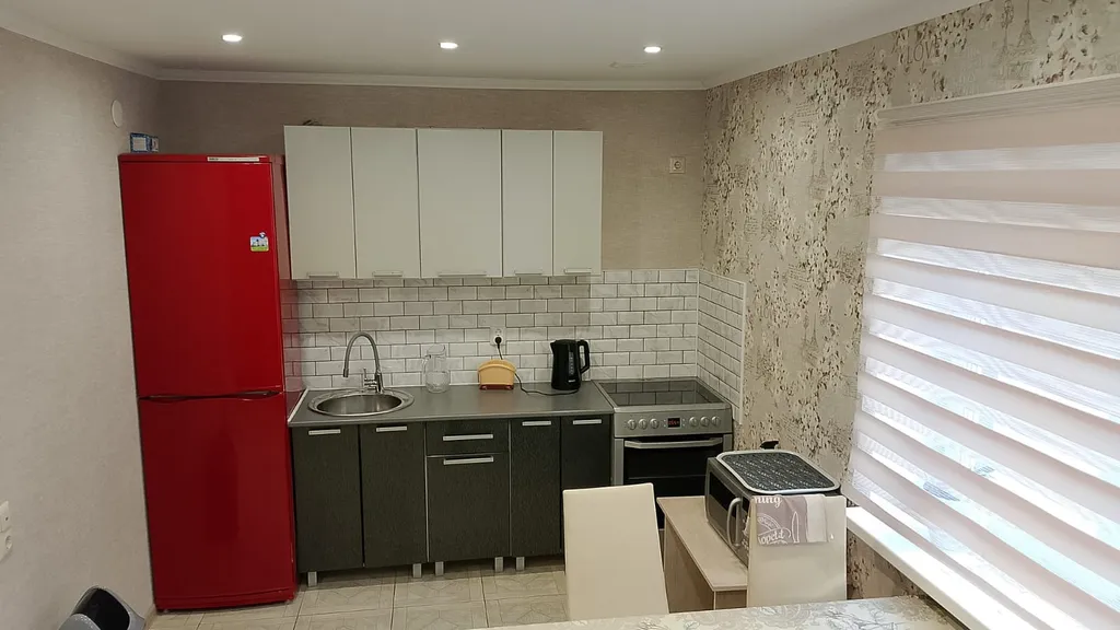 Уютный домик у озера