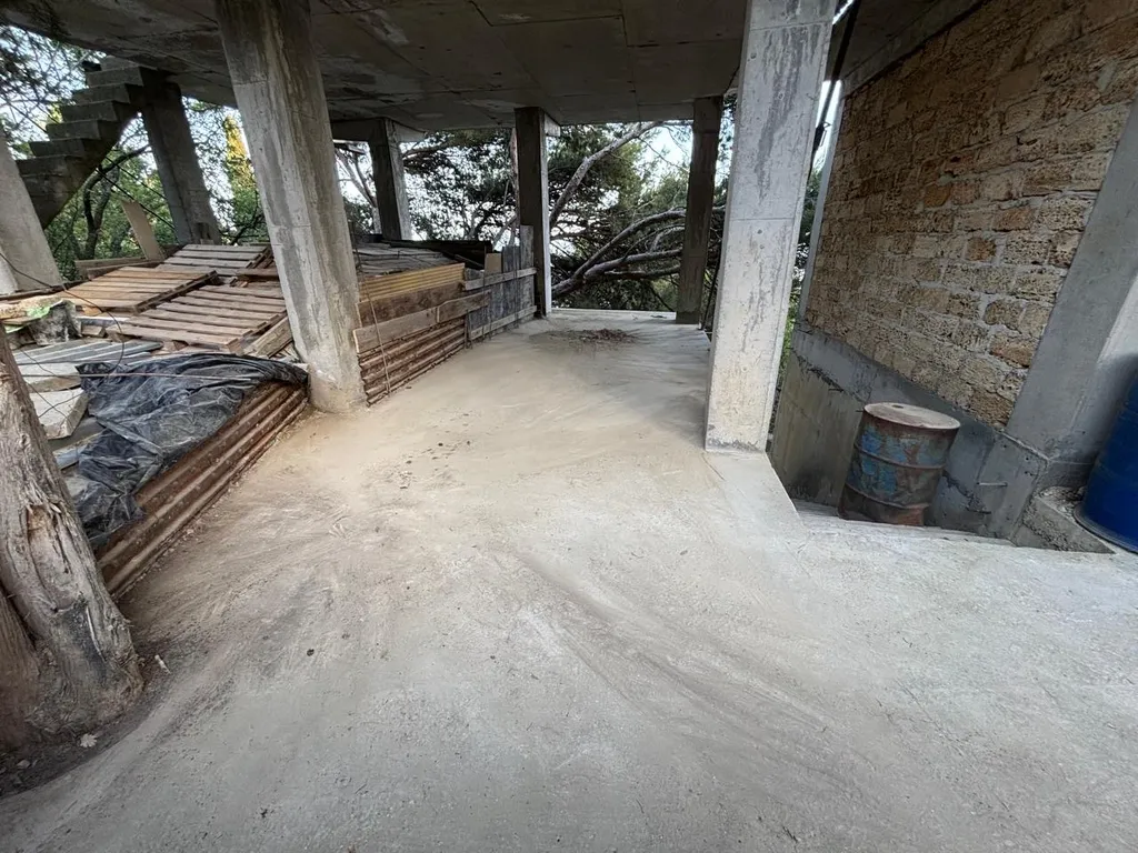 Апартамент в двух уровнях с террасой