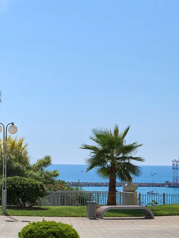 Брэвис Делюкс ЛаМар (3-х комнатные апартаменты) с панорамным видом на