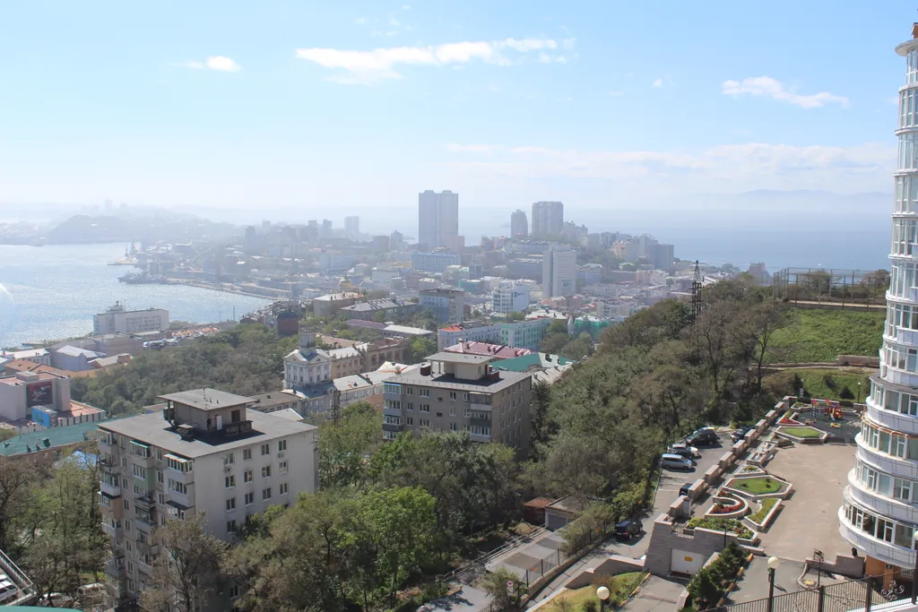 2х.ком.кв.  85.кв.м  в Центре вид на море и город , район Фуникулёра