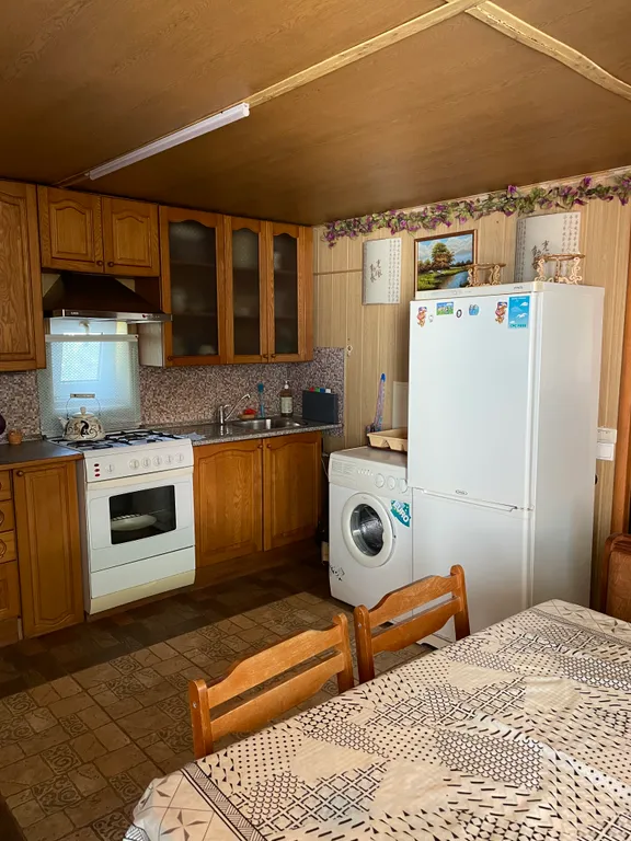 Уютный домик у красавца-эвкалипта