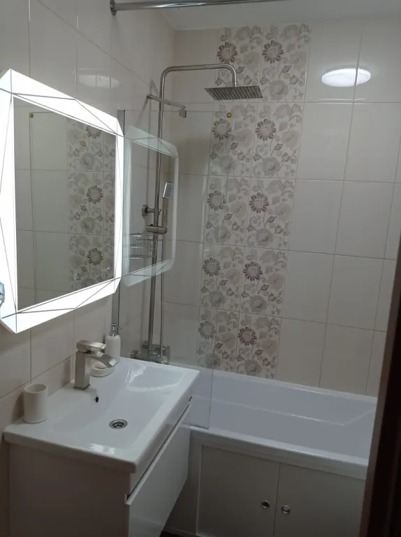 Студия у метро