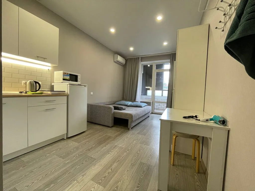 Уютная, светлая студия