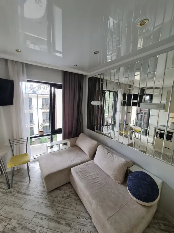 Квартира Апартамент у моря с бассейном — аренда посуточно в Адлер