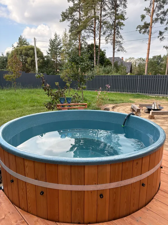 Коттедж Уютный коттедж с сауной и купелью — Бугры