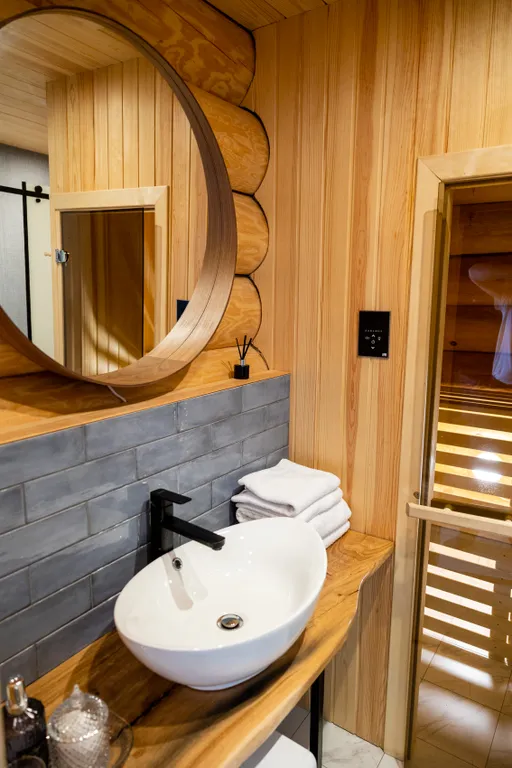 Гостевой дом на лесном озере