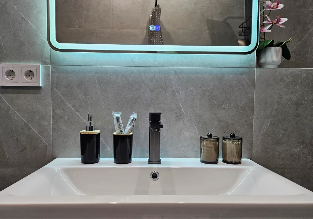 Комфорт с видом на ла трактор, вид на город с 26 этажа